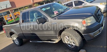 foto Ford F-150 XL 4x4 5.0L Crew Cabina usado (2004) color Gris Nocturno precio $125,000