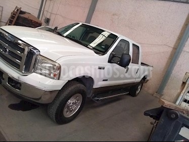 Ford F-250 XL 4.6L V8 4x4 usado (2007) color Blanco precio $315,000
