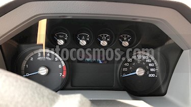 Ford F-350 Chasis 4x4 A.A. usado (2015) color Blanco precio u$s18.500