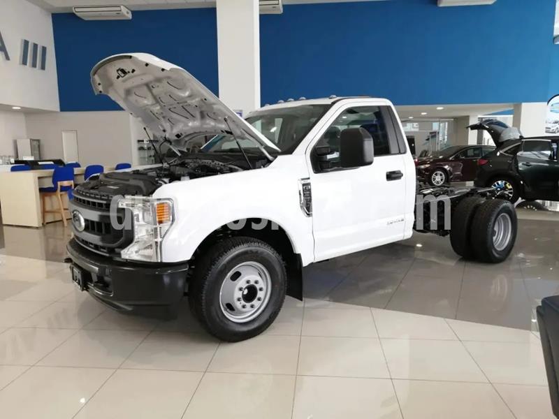Foto Ford F-350 XL 6.2L nuevo color Blanco Oxford precio $683,500