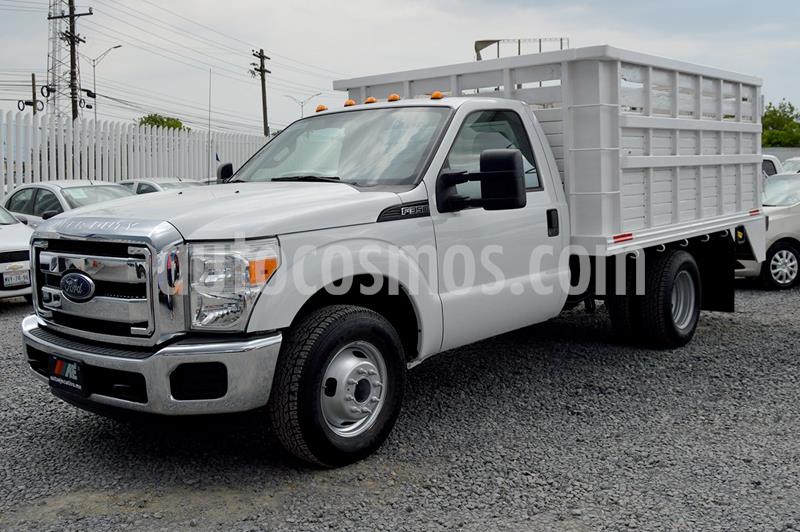 foto Ford F-350 XL 6.2L Plus Aut Ac usado (2016) color Blanco precio $419,000