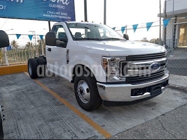 Ford F-350 XL 6.2L Aut Plus Ac usado (2019) color Blanco Oxford precio $620,224