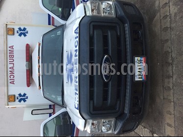 Foto Ford F-350 Triton 4x2 Sinc-A/A usado (2012) color Blanco precio u$s13.000