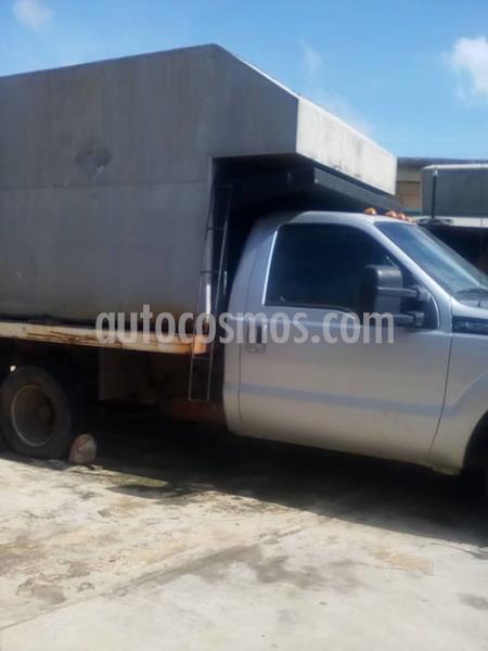 foto Ford F-350 5.4L 4x2 usado (2014) color Gris precio u$s7.000