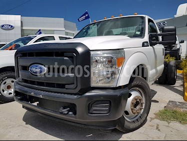 foto Ford F-350 XL 6.2L usado (2015) color Blanco Oxford precio $345,000