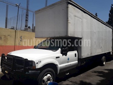 Ford F-450 KTP XL 6.8L Aut usado (2003) color Blanco Oxford precio $195,000