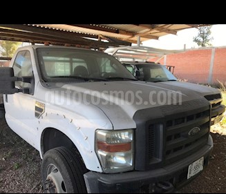 Foto Ford F-450 XL 6.8L Super Duty usado (2008) color Blanco precio $240,000