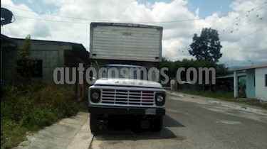 foto Ford F-750 6 cilindros usado (1979) color Gris precio u$s3.500