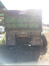Ford F-750 6 cilindros usado (1977) color Blanco precio u$s2.000