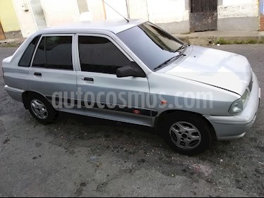 Ford Festiva Hatchback L4 1.3 8V usado (2009) color Gris precio u$s1.300