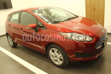 foto Ford Fiesta Hatchback SE Aut usado (2015) color Rojo precio $145,000
