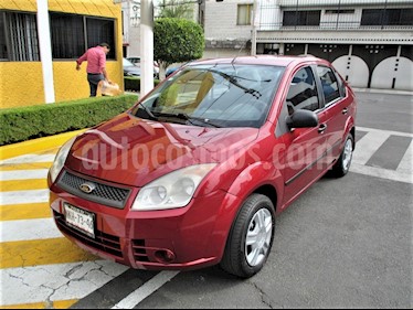 Ford Fiesta Hatchback First usado (2008) color Rojo Vivo precio $59,900
