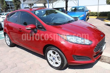 Ford Fiesta Hatchback SE usado (2016) color Rojo precio $150,000