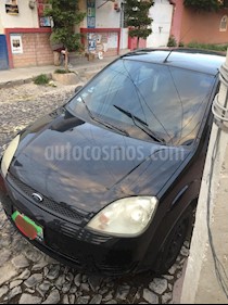 Foto Ford Fiesta Hatchback First Ac usado (2004) color Rojo precio $48,000