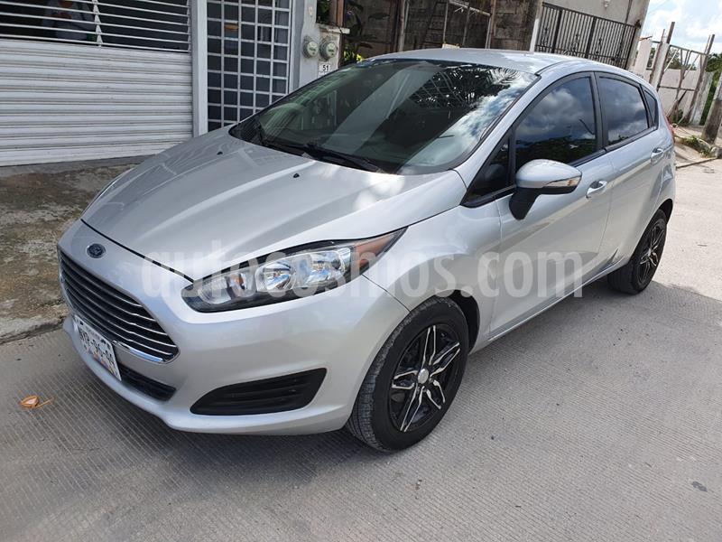 Ford Fiesta Hatchback SE Aut usado (2015) color Plata Estelar precio $138,000