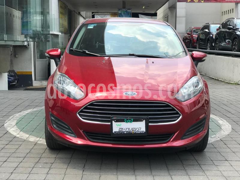 foto Ford Fiesta Hatchback SE usado (2016) color Rojo Rubí precio $165,000