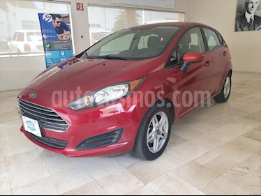 foto Ford Fiesta Hatchback SE usado (2017) color Rojo precio $178,000