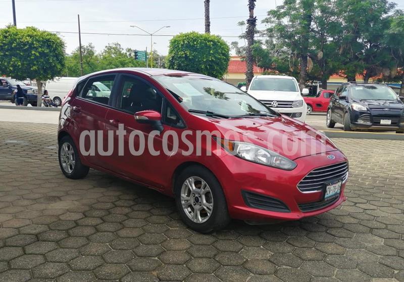 Ford Fiesta Hatchback SE usado (2016) color Rojo Rubi precio $170,000