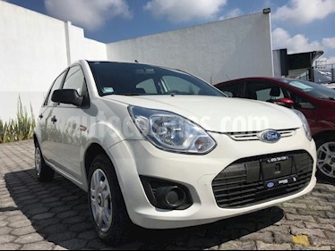 Foto venta Auto Seminuevo Ford Fiesta Ikon Hatch Ambiente (2015) color Blanco precio $89,999