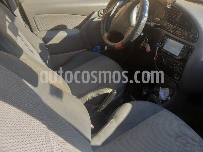 Ford Fiesta Ikon Hatch First 1.6L usado (2005) color Rojo precio $36,500