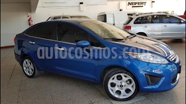 Ford Fiesta Kinetic Sedan Trend Plus usado (2011) color Azul Celeste precio $380.000