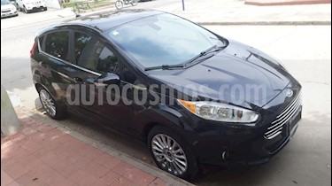 Foto venta Auto usado Ford Fiesta Kinetic Sedan Titanium Aut (2014) color Negro precio $200.000