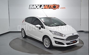 Ford Fiesta Kinetic SE usado (2016) color Blanco Oxford precio $620.000