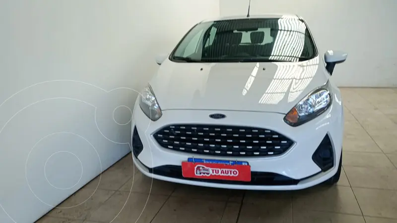 Foto Ford Fiesta Kinetic S Plus usado (2018) color Blanco Oxford precio $18.000.000