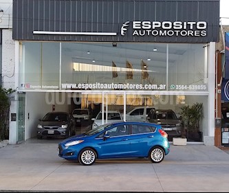 foto Ford Fiesta Kinetic Titanium Powershift usado (2015) color Azul precio $635.000