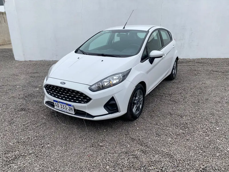 Foto Ford Fiesta Kinetic S Plus usado (2019) color Blanco precio $17.900.000