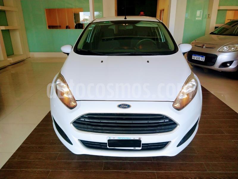 Ford Fiesta Kinetic S usado (2015) color Blanco precio $635.000