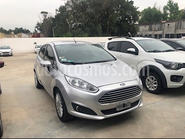 Foto Ford Fiesta Kinetic SE usado (2015) color Plata Estelar precio $480.000