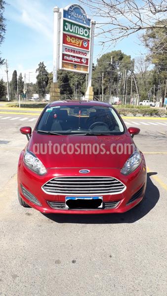 foto Ford Fiesta Kinetic SE usado (2016) color Rojo Sport precio $750.000