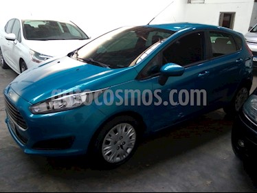 Ford Fiesta Kinetic S usado (2015) color Azul Mediterraneo precio $598.000