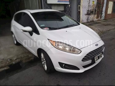 Ford Fiesta Kinetic SE Plus usado (2014) color Blanco precio $510.000