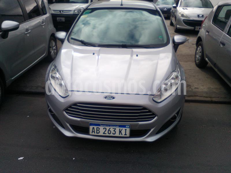 foto Ford Fiesta Kinetic SE usado (2017) color Gris Claro precio $1.085.000