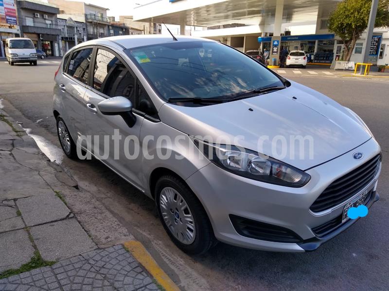 foto Ford Fiesta Kinetic S usado (2015) color Gris precio $750.000