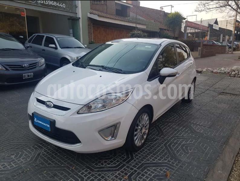 foto Ford Fiesta Kinetic Titanium usado (2012) color Blanco precio $899.000
