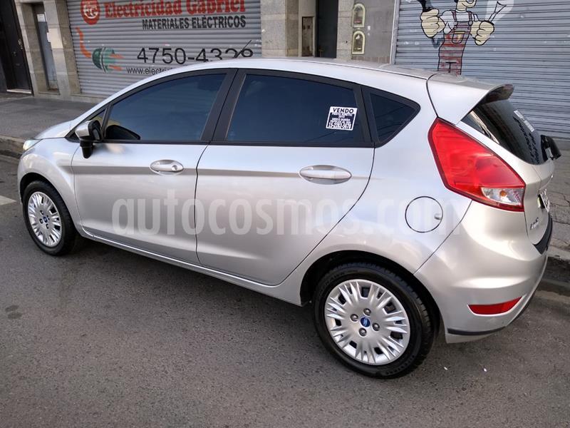 foto Ford Fiesta Kinetic S usado (2015) color Gris precio $720.000