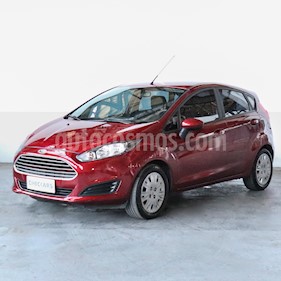 foto Ford Fiesta Kinetic S usado (2017) color Rojo precio $616.000