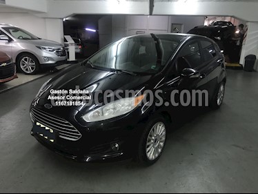 foto Ford Fiesta Kinetic SE Plus Powershift usado (2015) color Negro precio $599.000