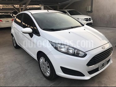 foto Ford Fiesta Kinetic S usado (2015) color Blanco precio $640.000