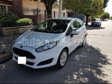 foto Ford Fiesta Kinetic S usado (2014) color Blanco precio $320.000