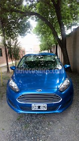 foto Ford Fiesta Kinetic S usado (2014) color Azul Mediterráneo precio $320.000