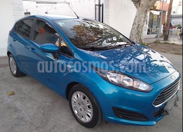 Foto venta Auto usado Ford Fiesta Kinetic S (2015) color Azul Mediterraneo precio $346.900