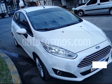foto Ford Fiesta Kinetic SE Plus usado (2017) color Blanco precio $590.000