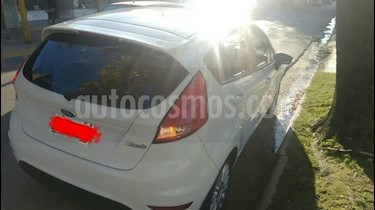 Foto Ford Fiesta Kinetic SE usado (2014) color Blanco Oxford precio $335.000