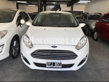 foto Ford Fiesta Kinetic SE usado (2015) color Blanco precio $495.000