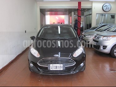 foto Ford Fiesta Kinetic Titanium Powershift usado (2015) color Negro precio $445.000