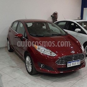 Foto venta Auto usado Ford Fiesta Kinetic Titanium Powershift (2017) color Rojo precio $650.000